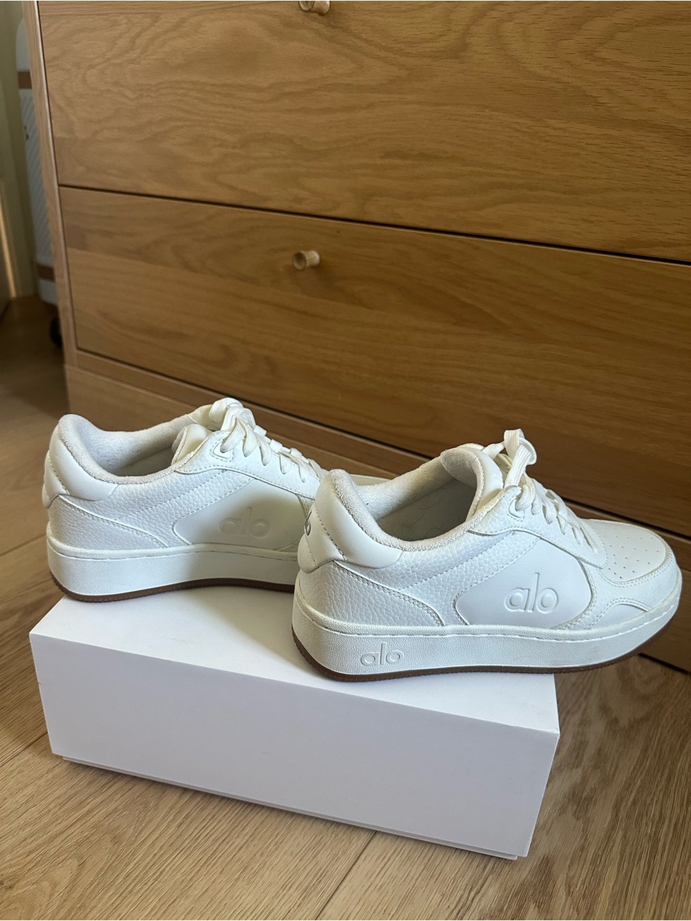 Alo Recovery Mode Sneakers